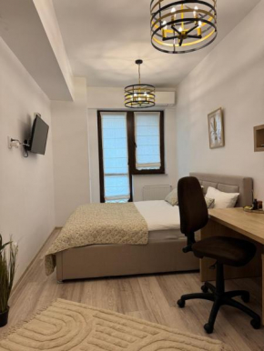 Studio Luxury Center